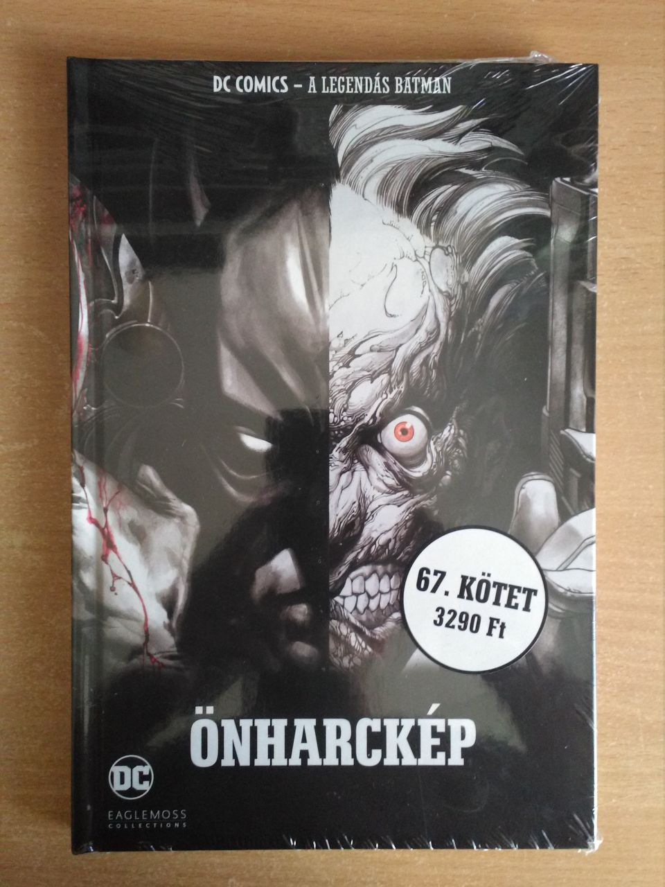 A Legendás Batman 67.: Önharckép A Legendás Batman 67.: Önharckép